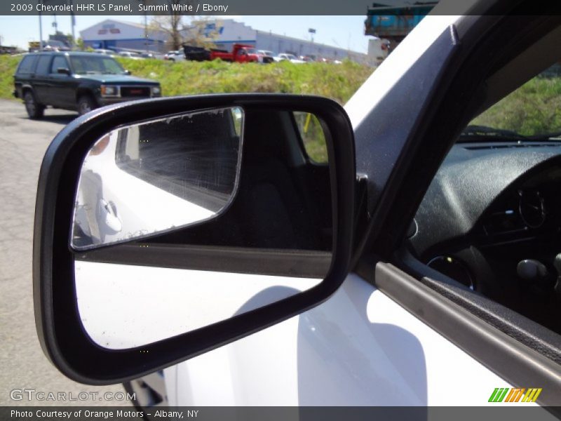 Summit White / Ebony 2009 Chevrolet HHR LS Panel