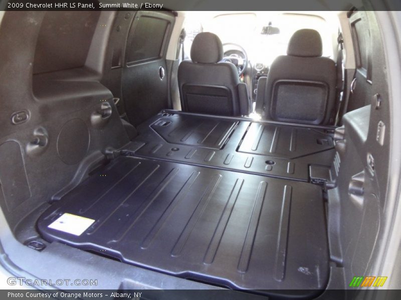 Summit White / Ebony 2009 Chevrolet HHR LS Panel