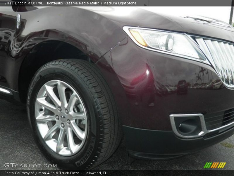 Bordeaux Reserve Red Metallic / Medium Light Stone 2011 Lincoln MKX FWD