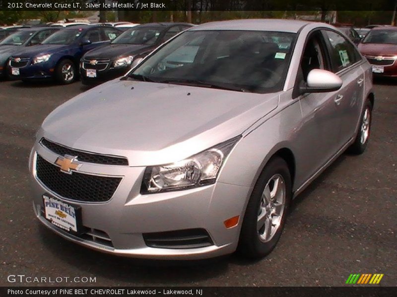 Silver Ice Metallic / Jet Black 2012 Chevrolet Cruze LT