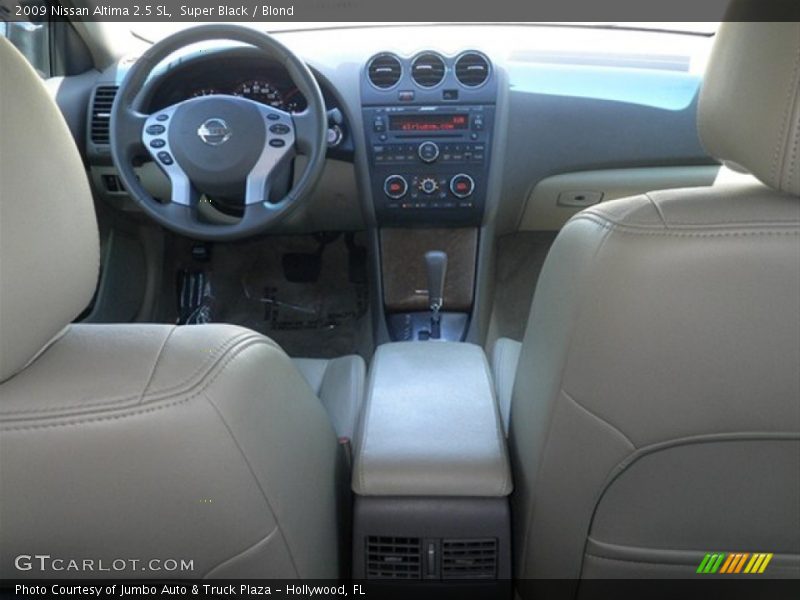 Super Black / Blond 2009 Nissan Altima 2.5 SL