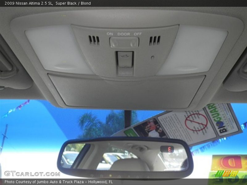 Super Black / Blond 2009 Nissan Altima 2.5 SL