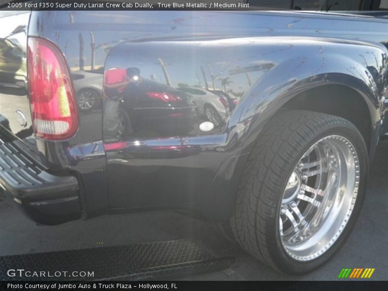 True Blue Metallic / Medium Flint 2005 Ford F350 Super Duty Lariat Crew Cab Dually