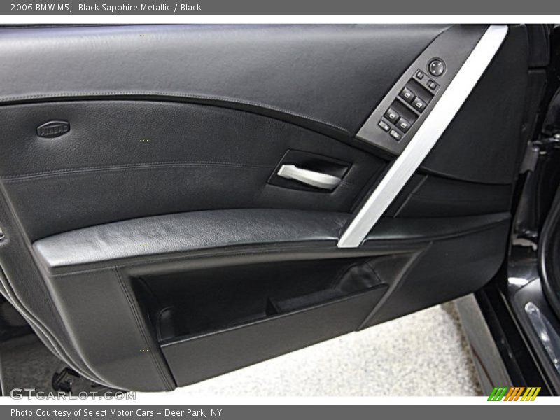 Black Sapphire Metallic / Black 2006 BMW M5
