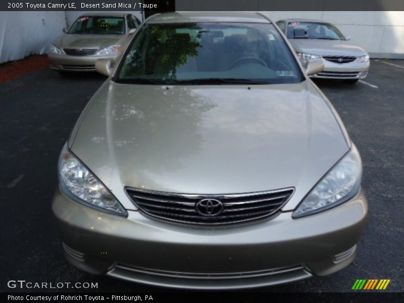 Desert Sand Mica / Taupe 2005 Toyota Camry LE