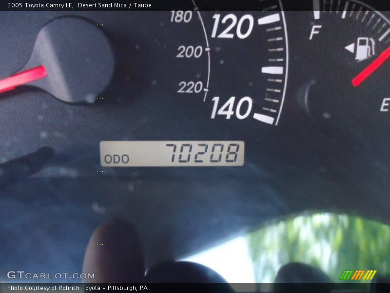 Desert Sand Mica / Taupe 2005 Toyota Camry LE