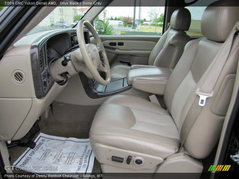 Onyx Black / Stone Gray 2004 GMC Yukon Denali AWD