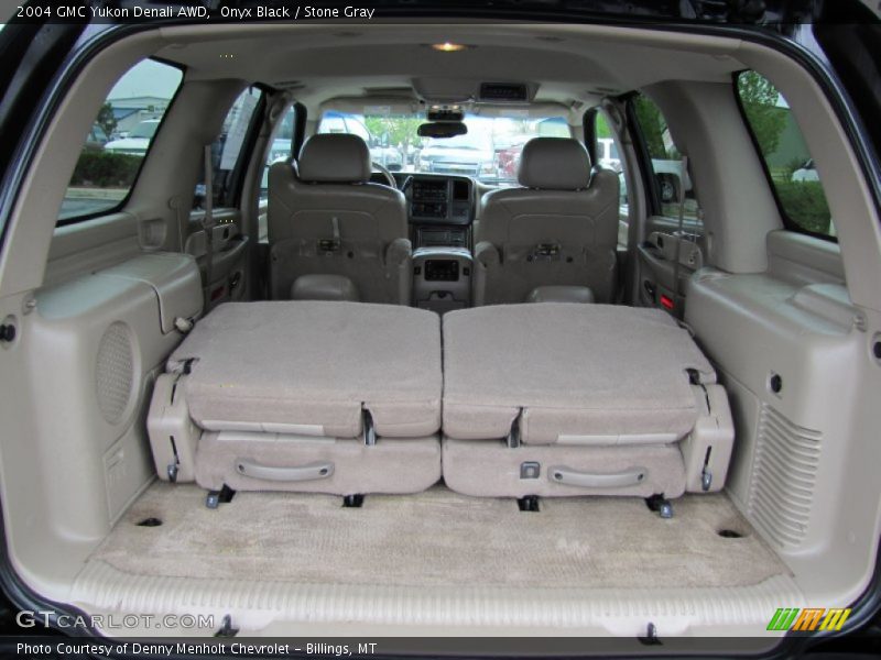 Onyx Black / Stone Gray 2004 GMC Yukon Denali AWD