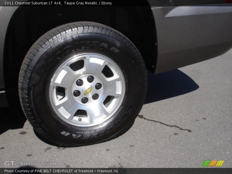 Taupe Gray Metallic / Ebony 2011 Chevrolet Suburban LT 4x4