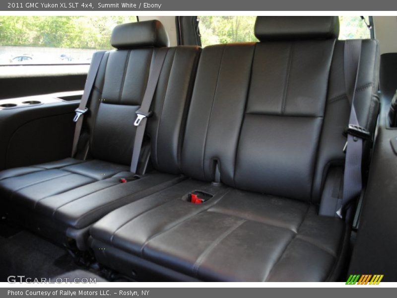 Summit White / Ebony 2011 GMC Yukon XL SLT 4x4