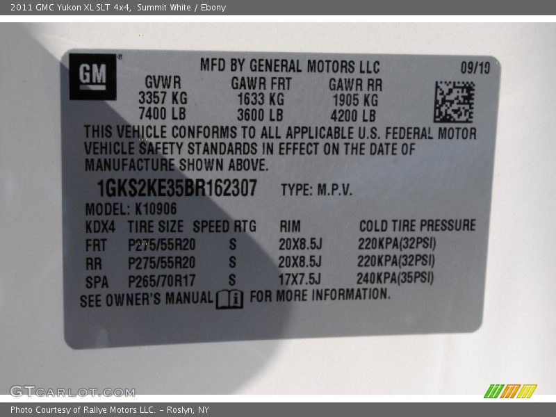 Summit White / Ebony 2011 GMC Yukon XL SLT 4x4