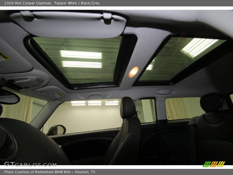 Pepper White / Black/Grey 2009 Mini Cooper Clubman