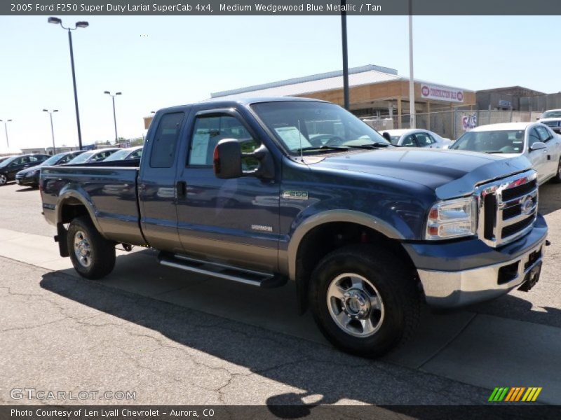 Medium Wedgewood Blue Metallic / Tan 2005 Ford F250 Super Duty Lariat SuperCab 4x4