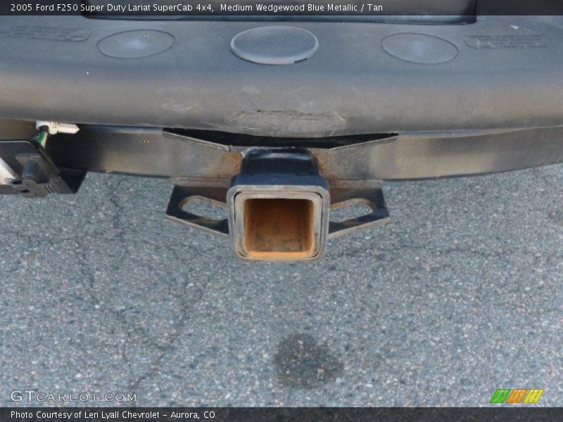 Medium Wedgewood Blue Metallic / Tan 2005 Ford F250 Super Duty Lariat SuperCab 4x4