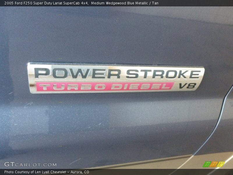 Medium Wedgewood Blue Metallic / Tan 2005 Ford F250 Super Duty Lariat SuperCab 4x4