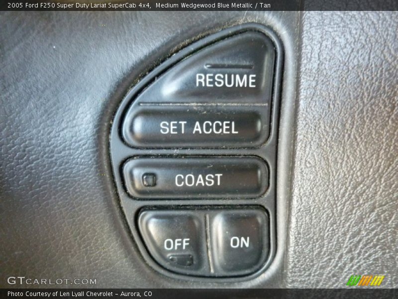 Medium Wedgewood Blue Metallic / Tan 2005 Ford F250 Super Duty Lariat SuperCab 4x4