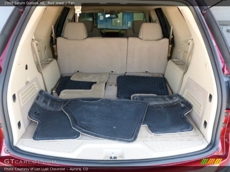 Red Jewel / Tan 2008 Saturn Outlook XE