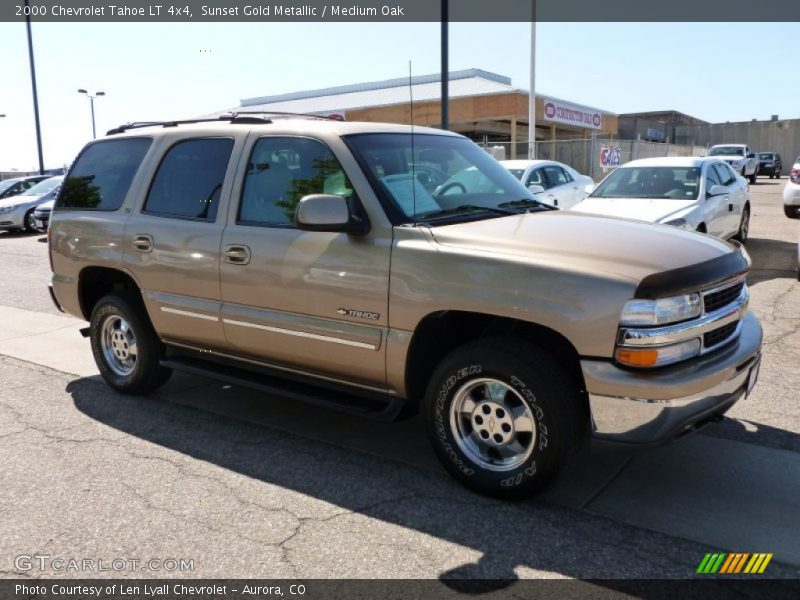 Sunset Gold Metallic / Medium Oak 2000 Chevrolet Tahoe LT 4x4