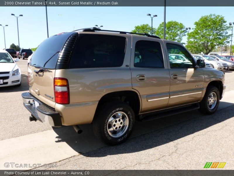 Sunset Gold Metallic / Medium Oak 2000 Chevrolet Tahoe LT 4x4