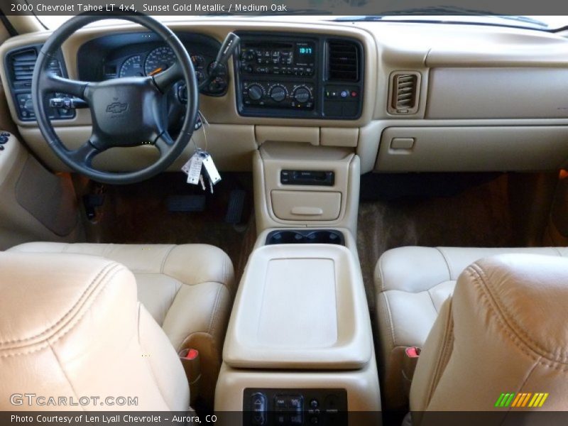 Sunset Gold Metallic / Medium Oak 2000 Chevrolet Tahoe LT 4x4