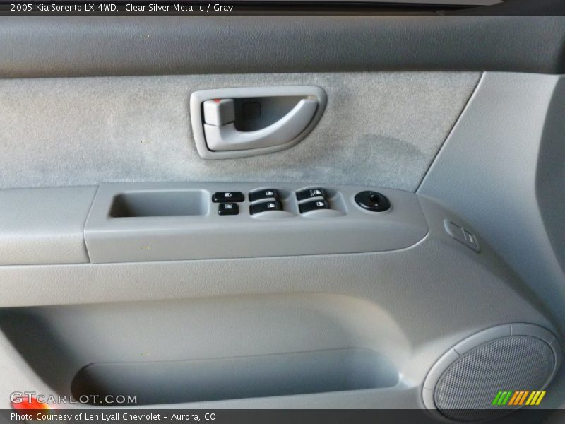 Clear Silver Metallic / Gray 2005 Kia Sorento LX 4WD
