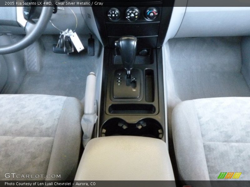 Clear Silver Metallic / Gray 2005 Kia Sorento LX 4WD