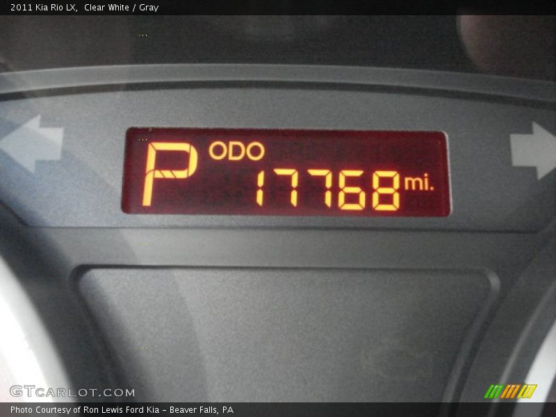 Clear White / Gray 2011 Kia Rio LX