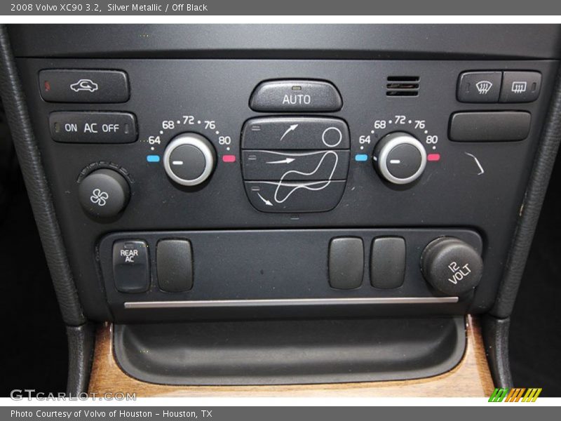 Silver Metallic / Off Black 2008 Volvo XC90 3.2