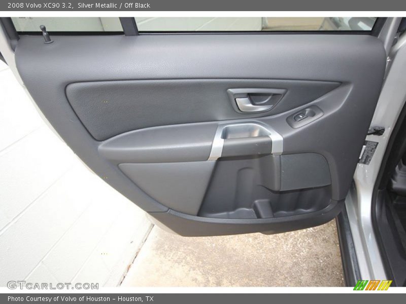 Silver Metallic / Off Black 2008 Volvo XC90 3.2