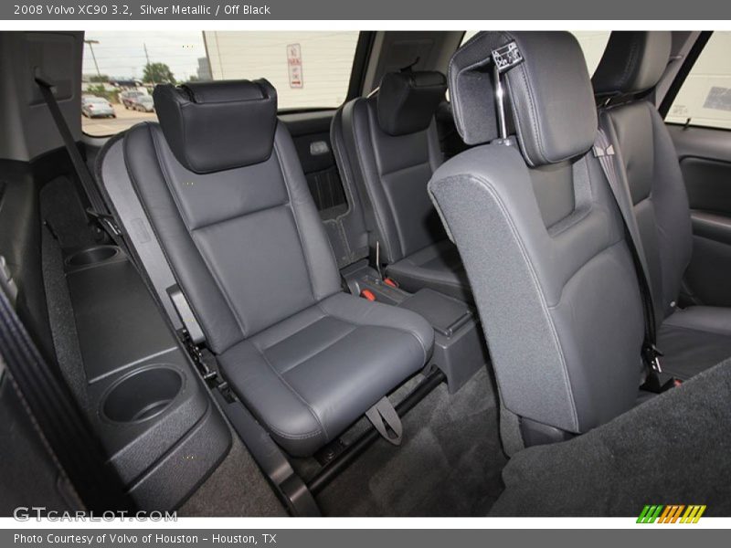 Silver Metallic / Off Black 2008 Volvo XC90 3.2