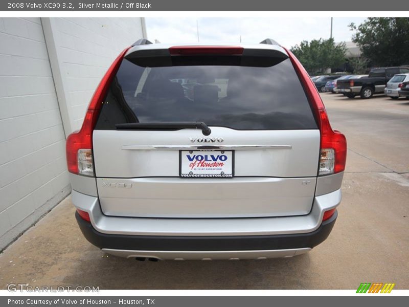 Silver Metallic / Off Black 2008 Volvo XC90 3.2