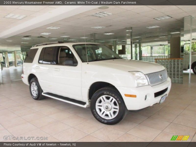Ceramic White Tri-Coat / Medium Dark Parchment 2003 Mercury Mountaineer Premier AWD