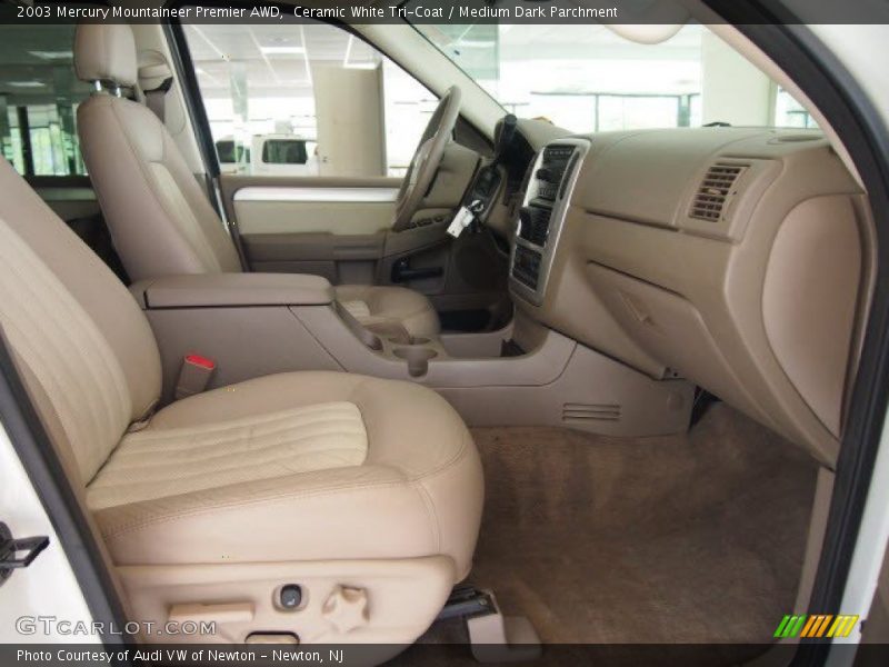 Ceramic White Tri-Coat / Medium Dark Parchment 2003 Mercury Mountaineer Premier AWD