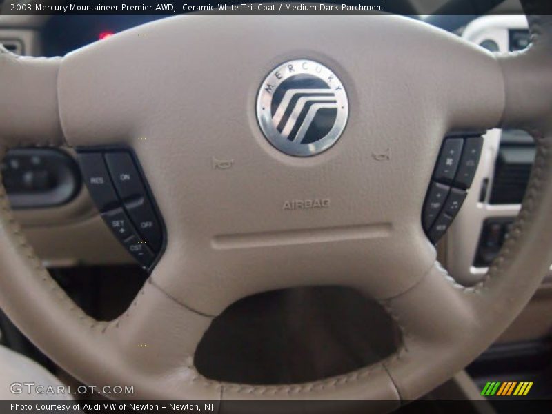 Ceramic White Tri-Coat / Medium Dark Parchment 2003 Mercury Mountaineer Premier AWD