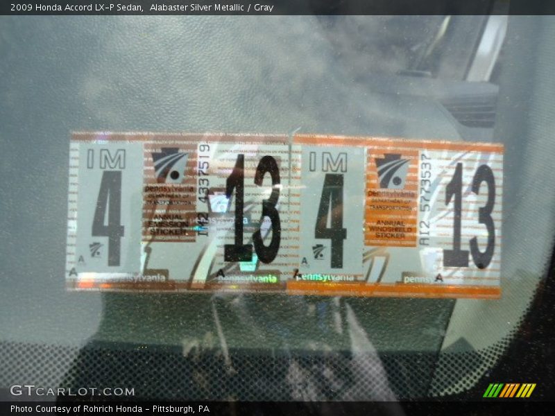 Alabaster Silver Metallic / Gray 2009 Honda Accord LX-P Sedan