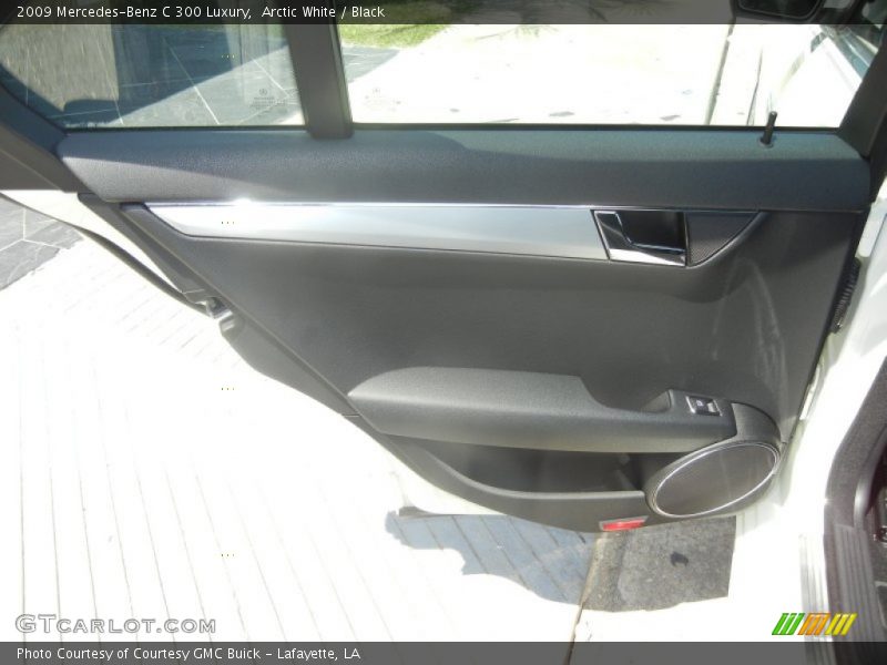 Arctic White / Black 2009 Mercedes-Benz C 300 Luxury
