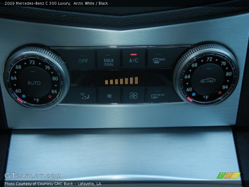 Arctic White / Black 2009 Mercedes-Benz C 300 Luxury