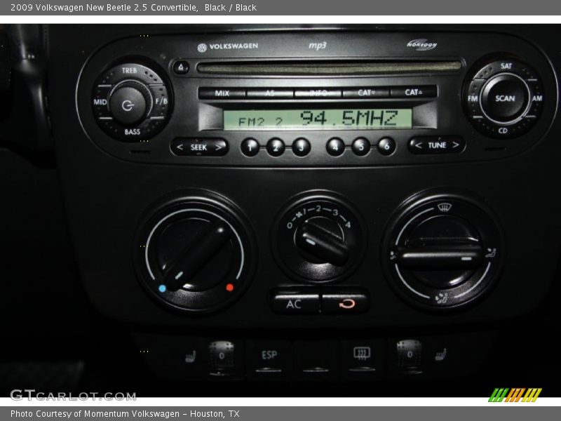 Black / Black 2009 Volkswagen New Beetle 2.5 Convertible
