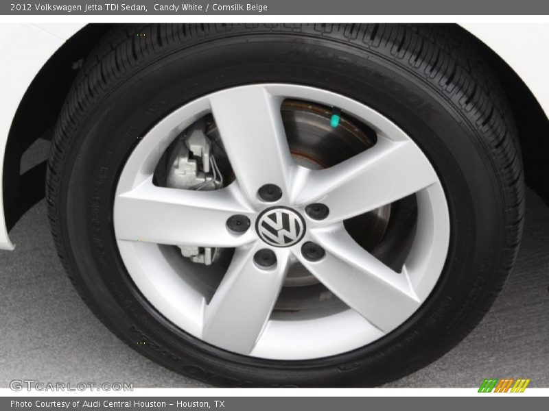 Candy White / Cornsilk Beige 2012 Volkswagen Jetta TDI Sedan