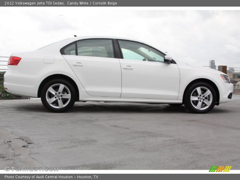 Candy White / Cornsilk Beige 2012 Volkswagen Jetta TDI Sedan