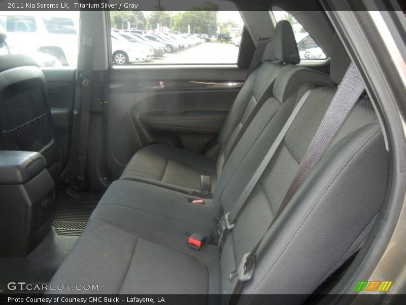 Titanium Silver / Gray 2011 Kia Sorento LX
