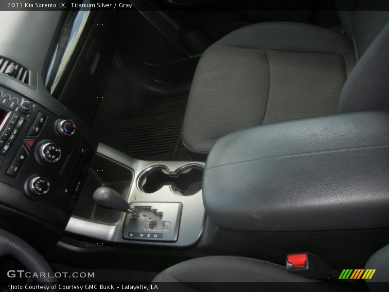 Titanium Silver / Gray 2011 Kia Sorento LX