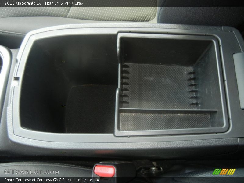 Titanium Silver / Gray 2011 Kia Sorento LX