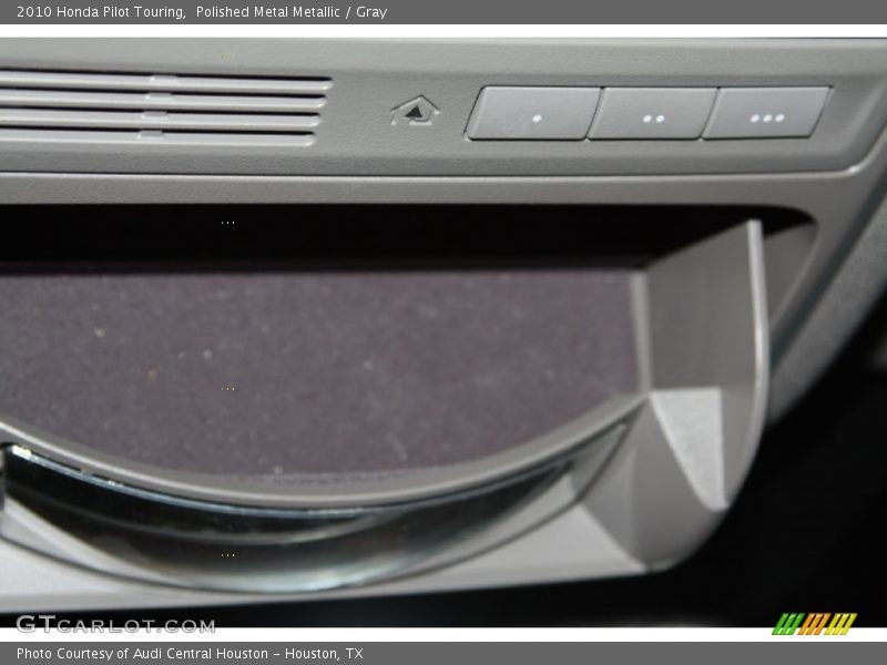 Polished Metal Metallic / Gray 2010 Honda Pilot Touring