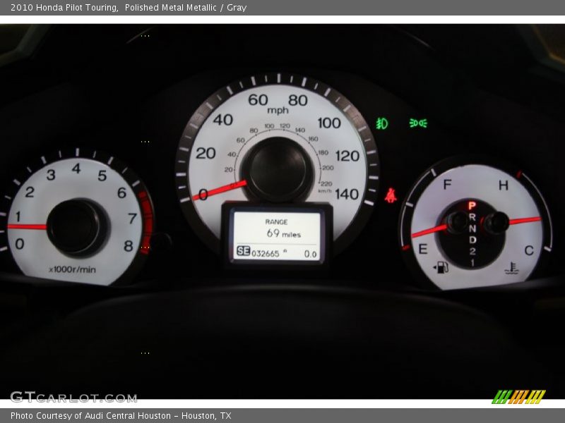 Polished Metal Metallic / Gray 2010 Honda Pilot Touring