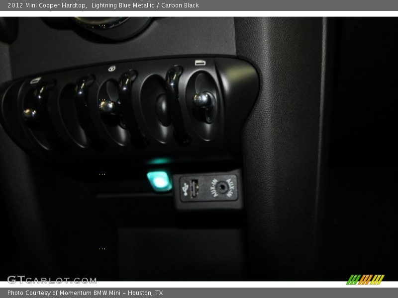 Lightning Blue Metallic / Carbon Black 2012 Mini Cooper Hardtop