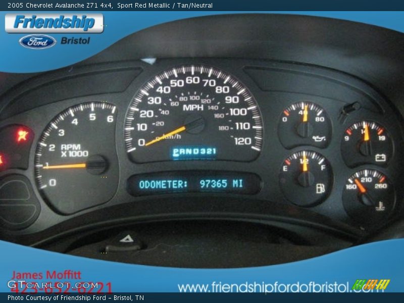 Sport Red Metallic / Tan/Neutral 2005 Chevrolet Avalanche Z71 4x4