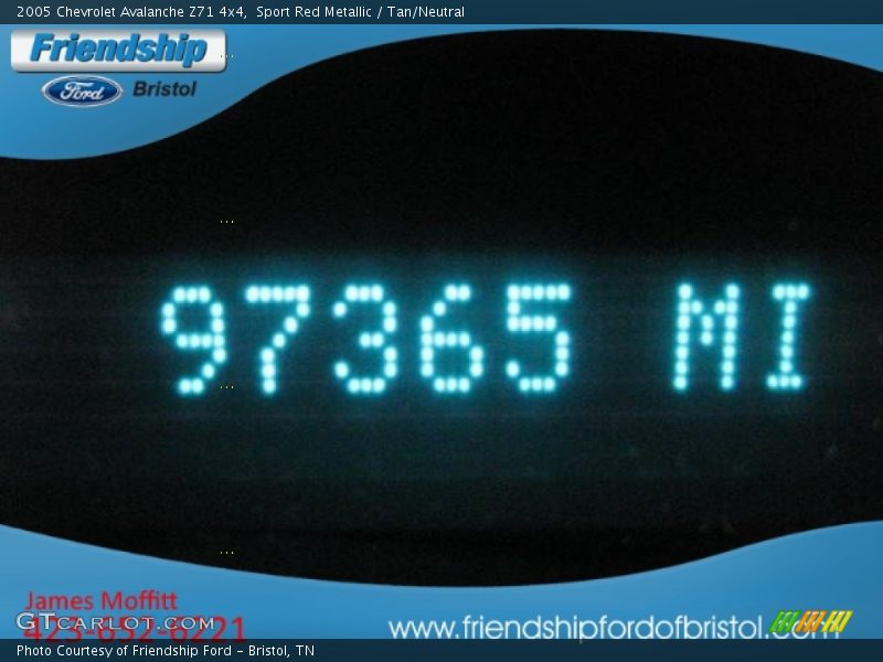 Sport Red Metallic / Tan/Neutral 2005 Chevrolet Avalanche Z71 4x4