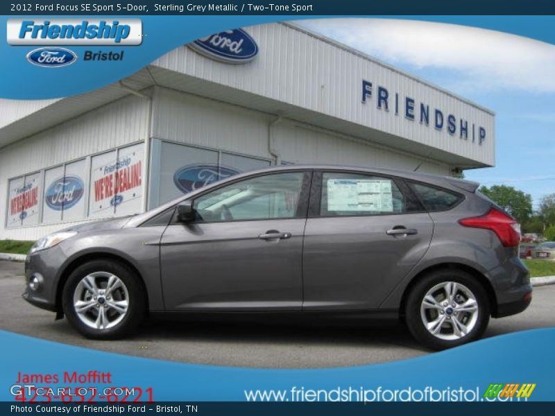 Sterling Grey Metallic / Two-Tone Sport 2012 Ford Focus SE Sport 5-Door
