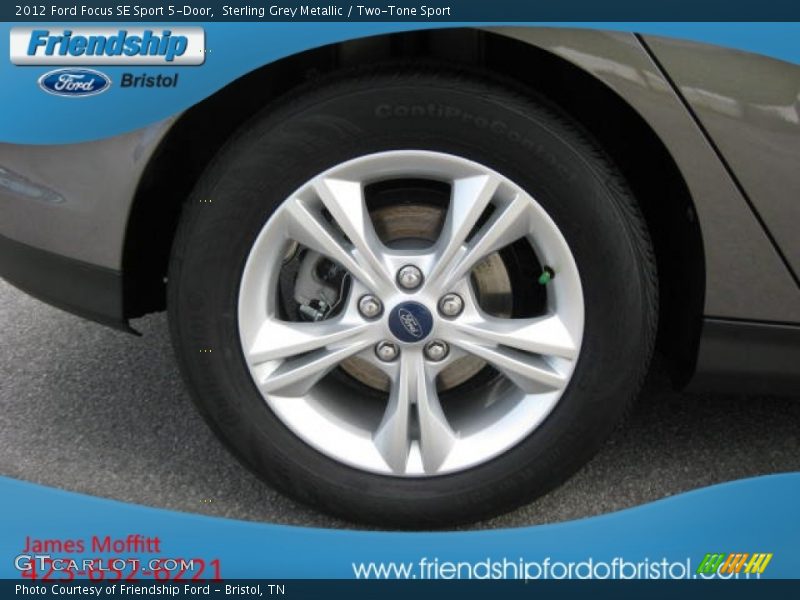 Sterling Grey Metallic / Two-Tone Sport 2012 Ford Focus SE Sport 5-Door